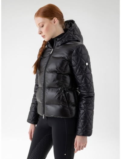 Black women’s quilted jacket