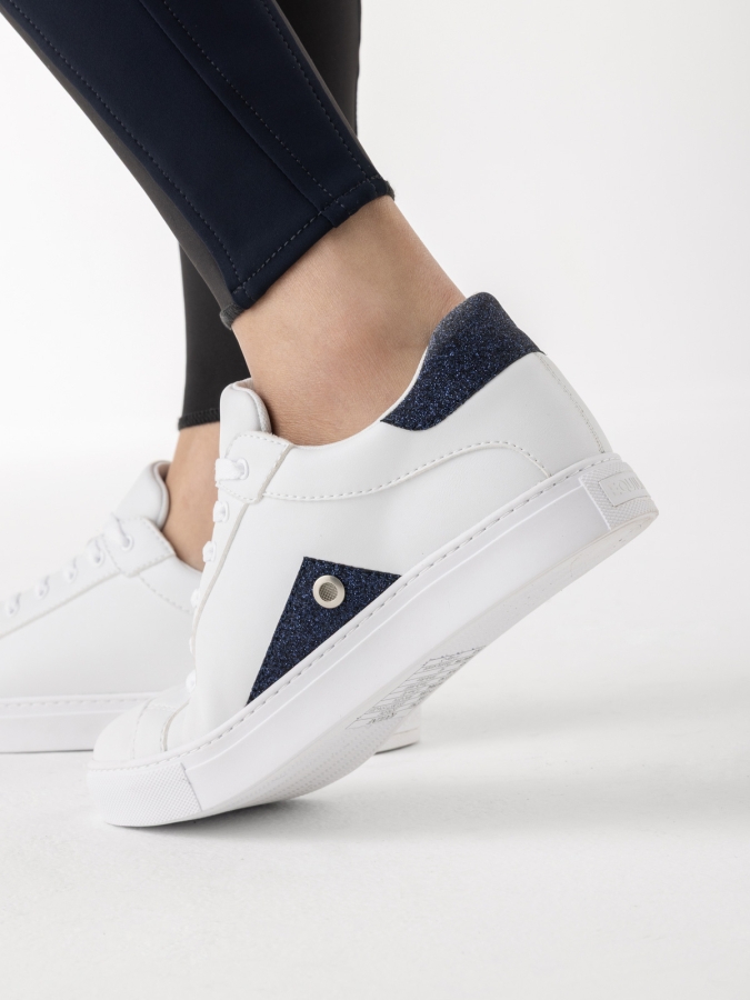 Sneakers bianche con dettagli in crystal fabric blu da donna